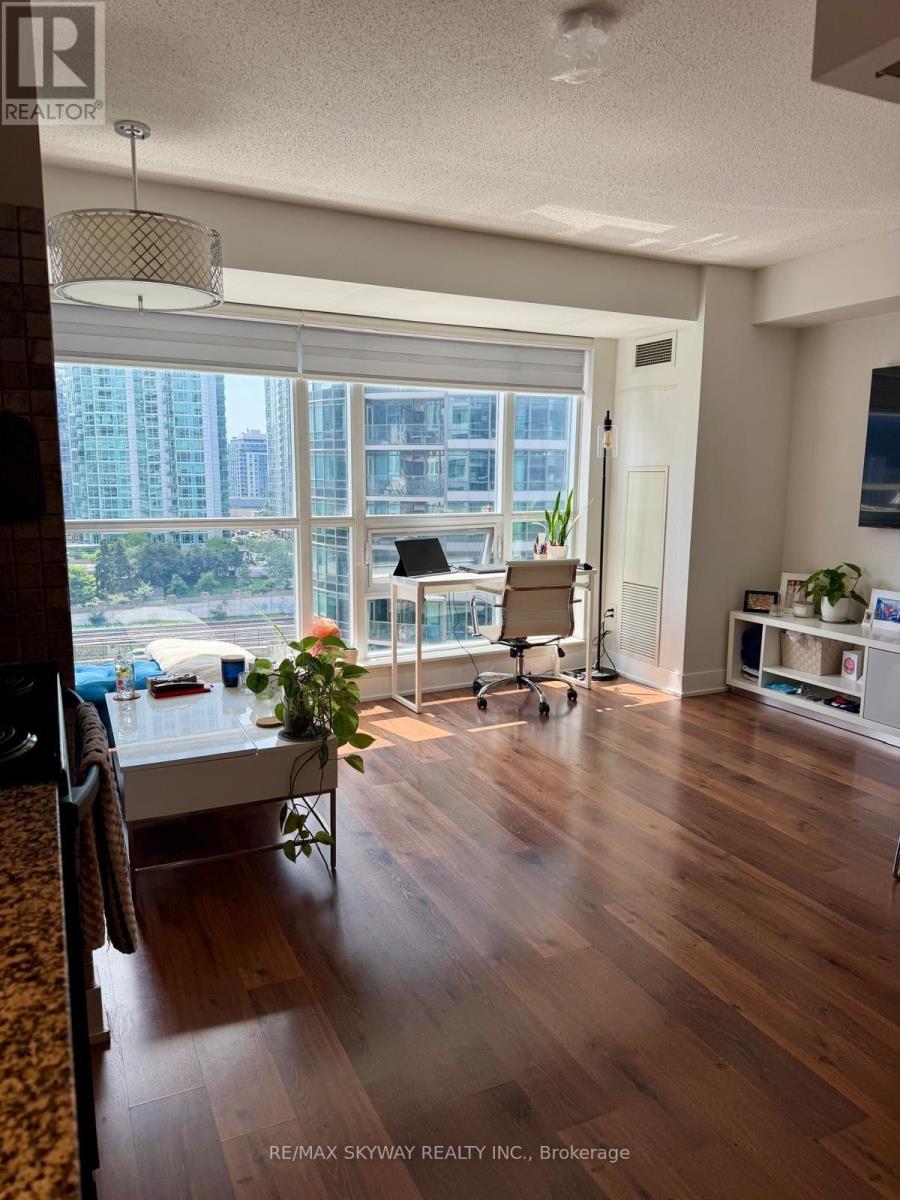 919 - 20 Blue Jays Way, Toronto, Ontario  M5V 3W6 - Photo 12 - C13609820
