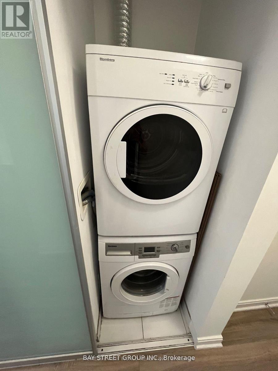 401 - 42 Charles Street E, Toronto, Ontario  M4Y 0B7 - Photo 15 - C13609832