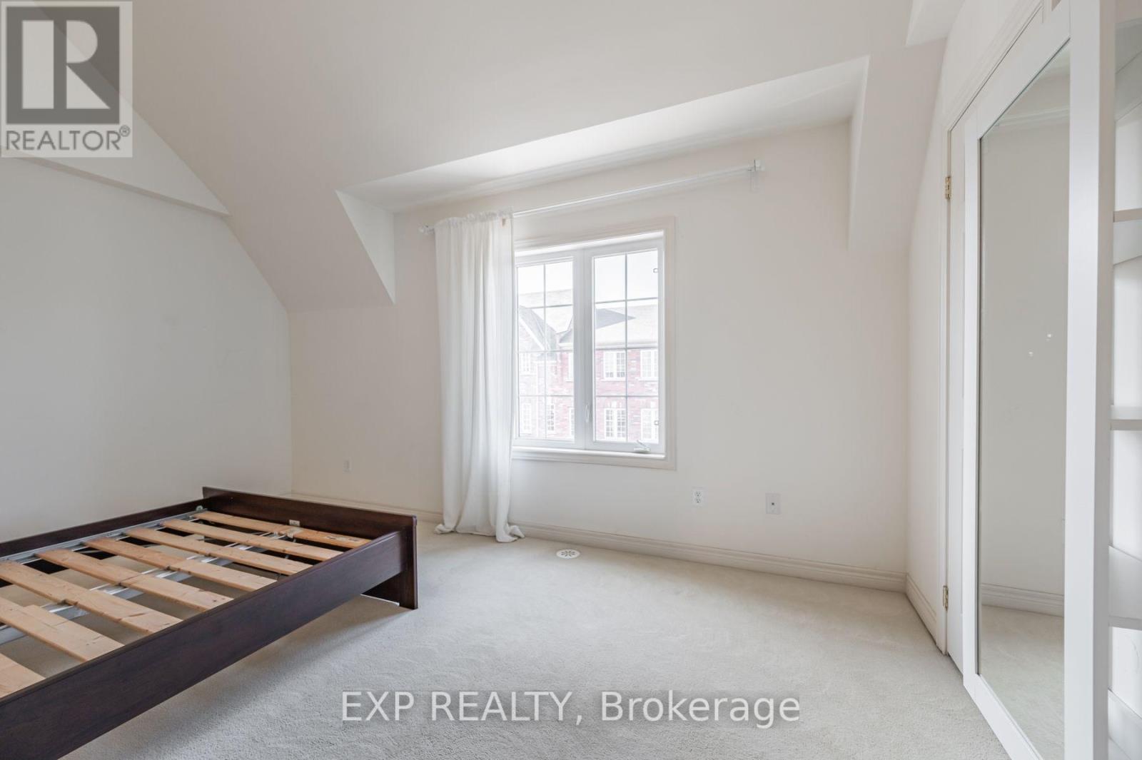 35 Carnahan Terrace, Toronto, Ontario  M4E 0B1 - Photo 22 - E13609688