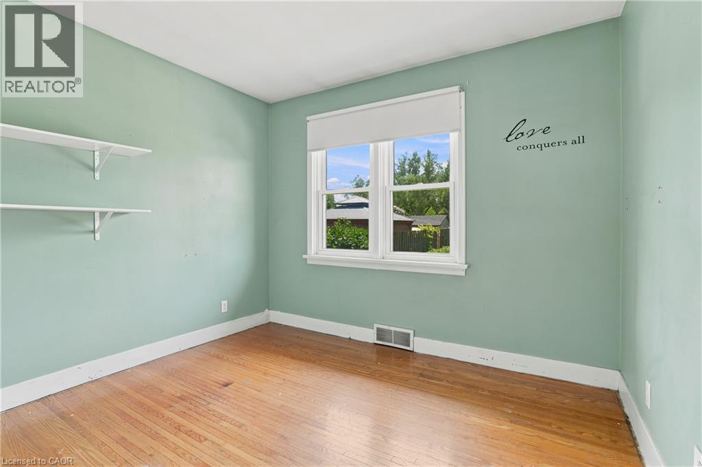 31 Franklin Boulevard, St. Catharines, Ontario  L2P 3E5 - Photo 10 - 40851430