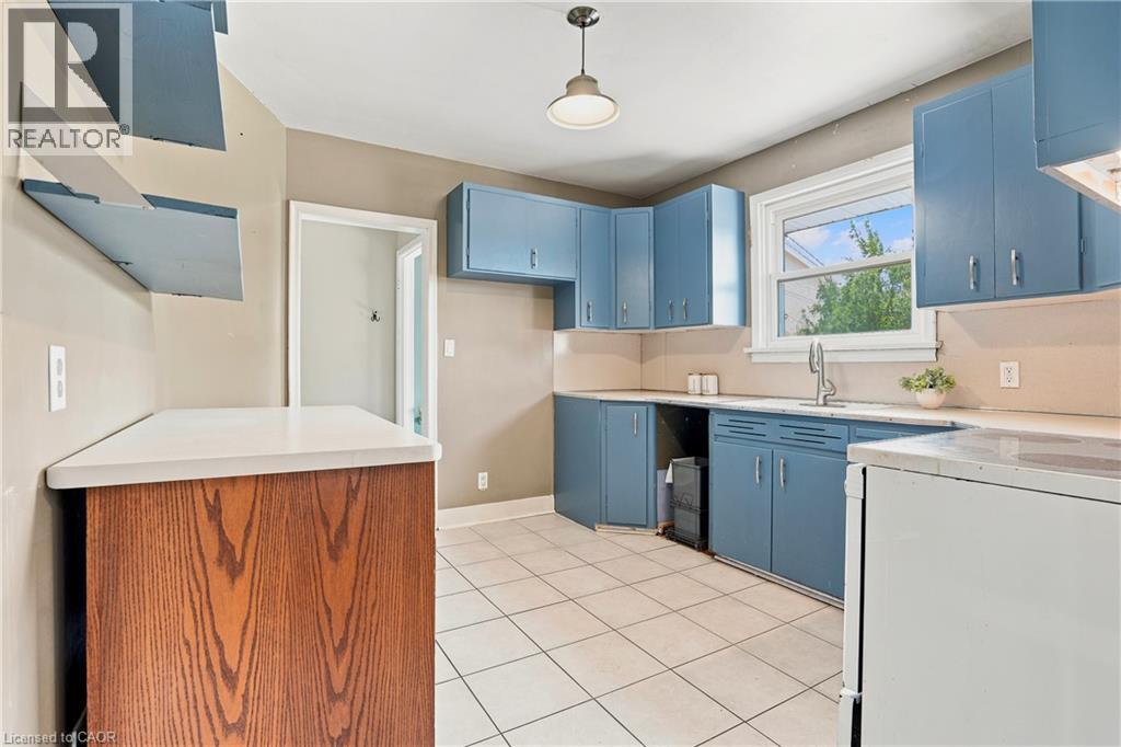 31 Franklin Boulevard, St. Catharines, Ontario  L2P 3E5 - Photo 7 - 40851430
