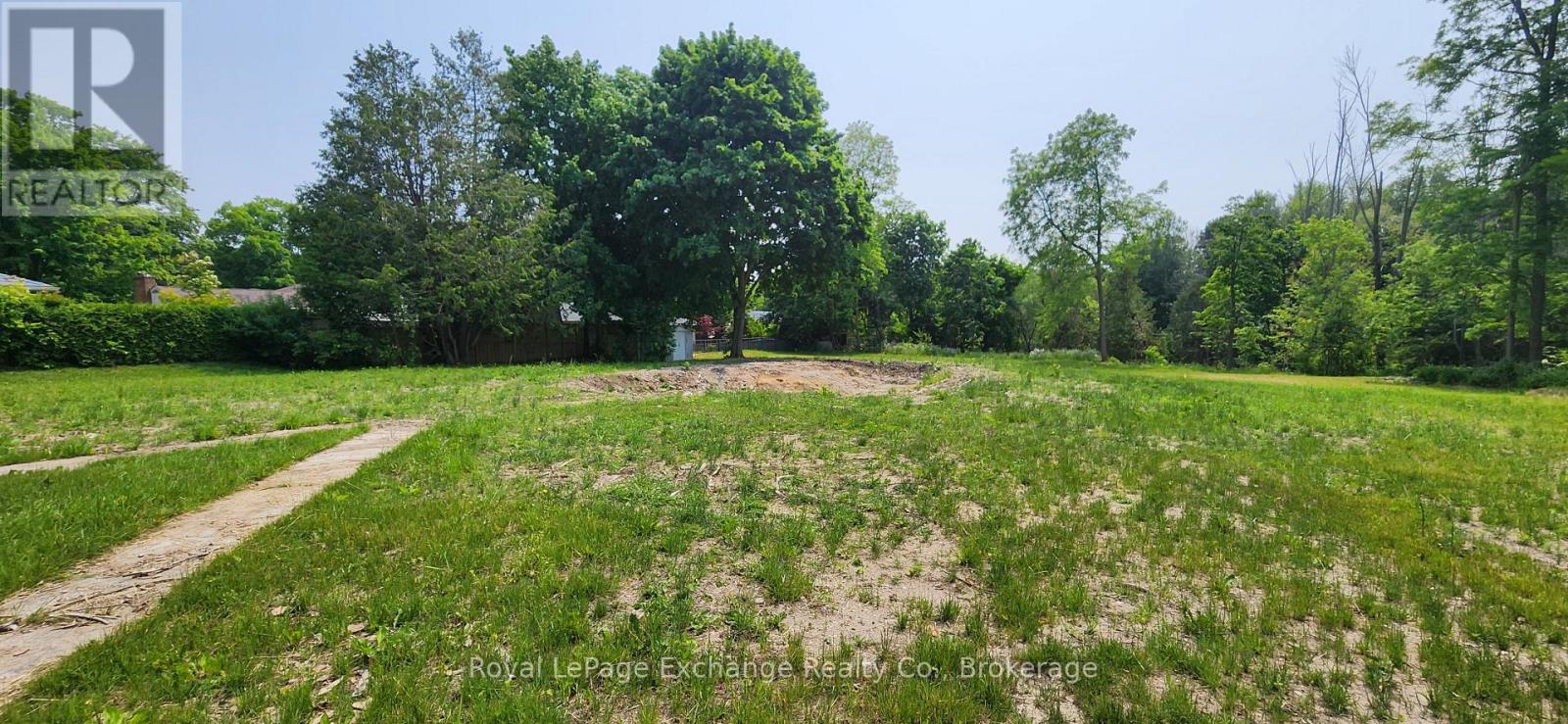 444 Durham Street, Kincardine, Ontario  N2Z 2B8 - Photo 2 - X13609674