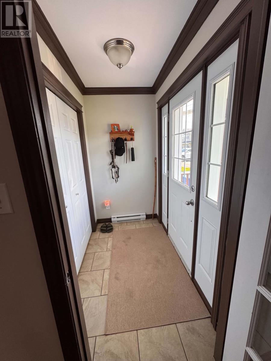 18 Capri Court, Stephenville — photo 4