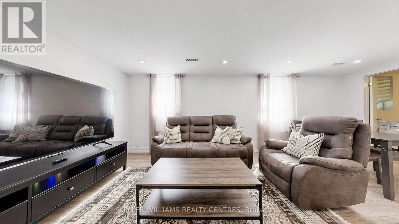 Lower - 185 Newton Street, Newmarket, Ontario  L3Y 3K6 - Photo 6 - N13609624