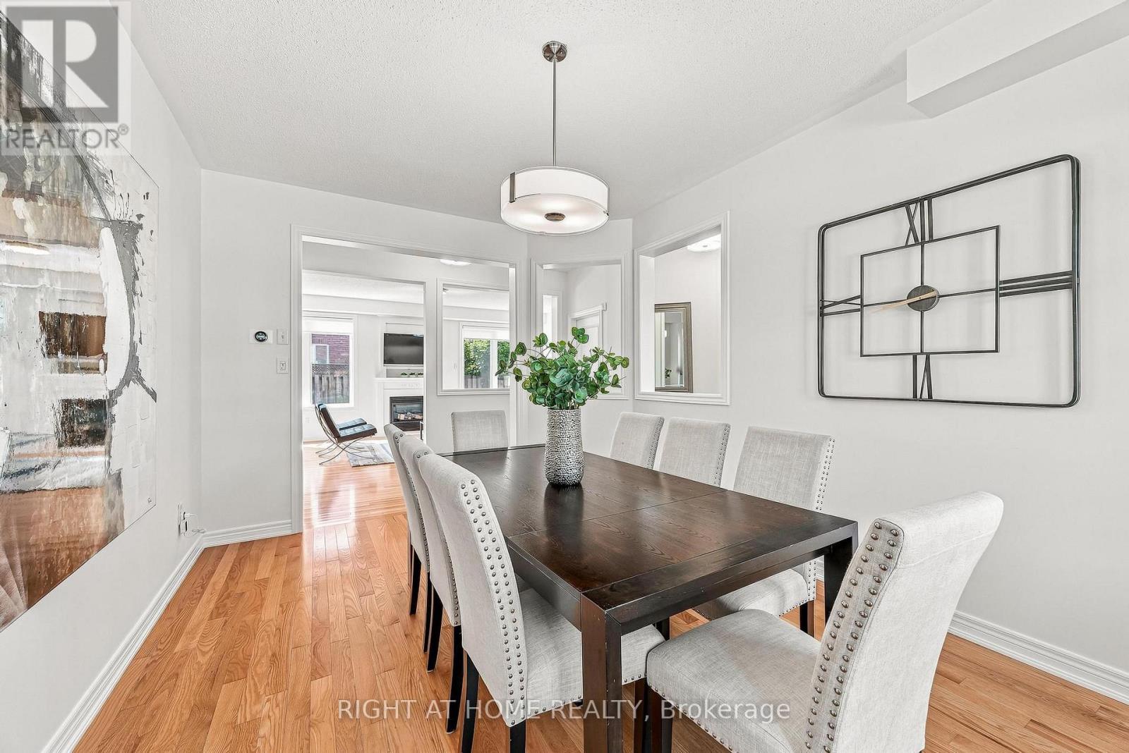 9 Grand Oak Drive, Richmond Hill, Ontario  L4E 4E8 - Photo 16 - N13609634