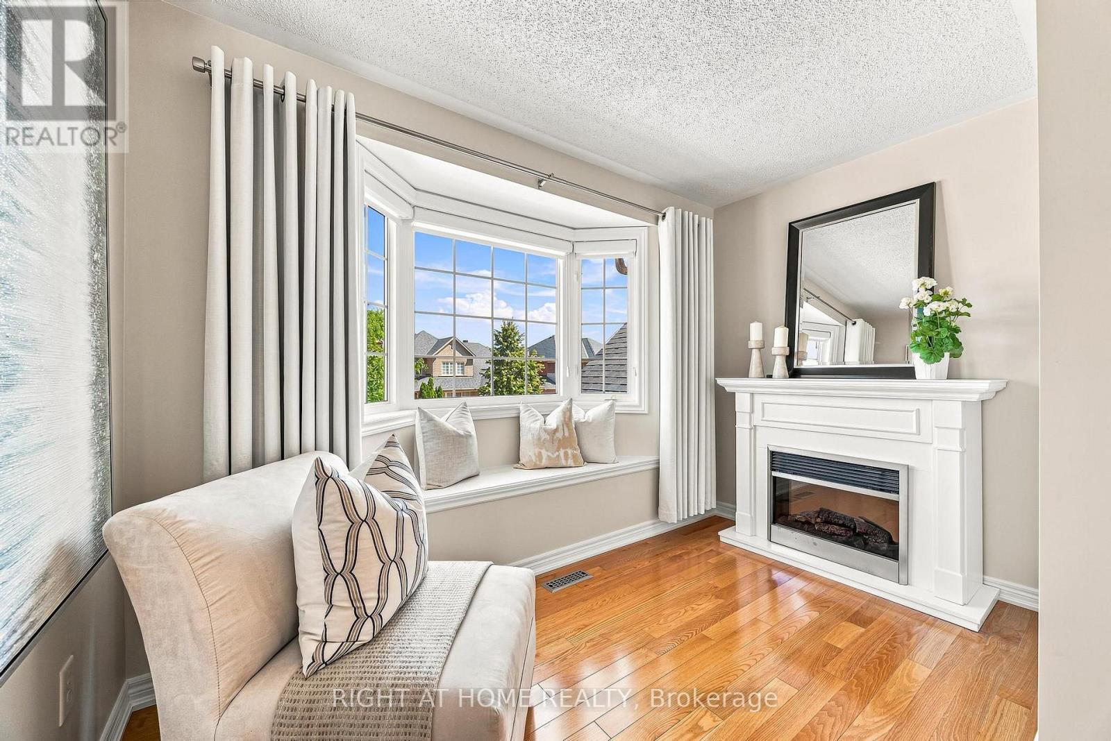 9 Grand Oak Drive, Richmond Hill, Ontario  L4E 4E8 - Photo 24 - N13609634