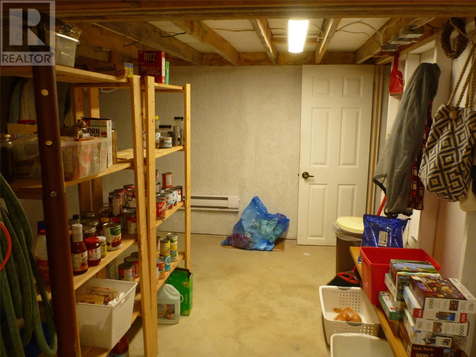 Photo 32