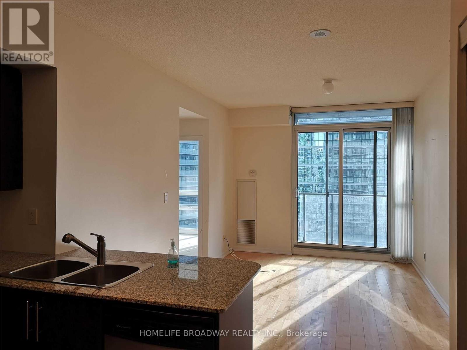 2602 - 65 Bremner Boulevard, Toronto, Ontario  M5J 0A7 - Photo 3 - C13608504