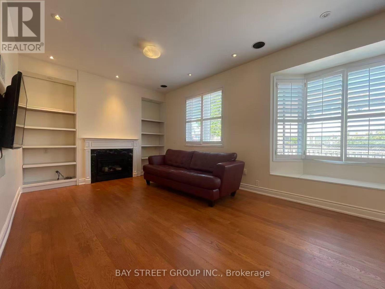 11 Belgrave Square, Markham, Ontario  L6C 2T1 - Photo 16 - N13565674