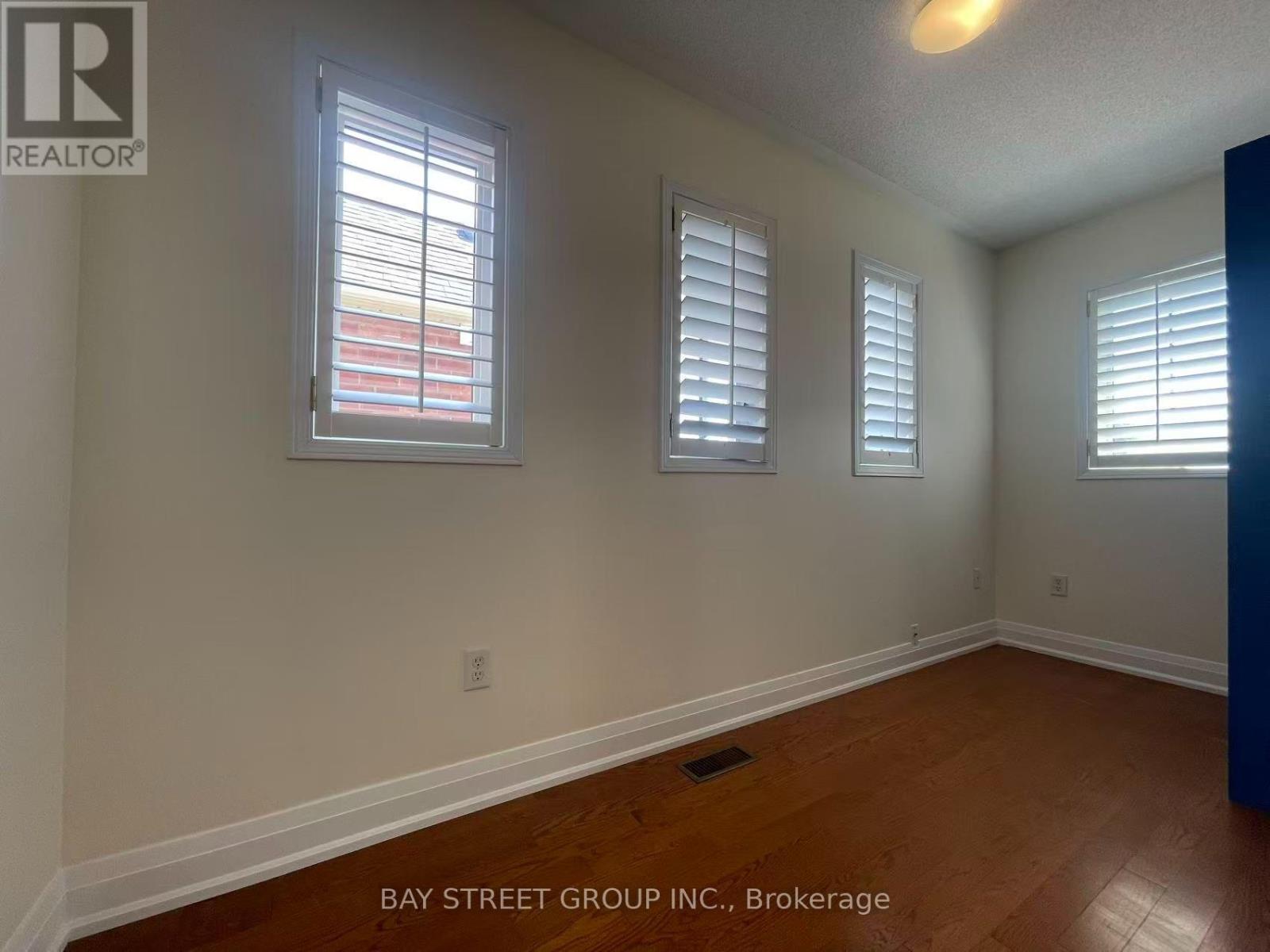 11 Belgrave Square, Markham, Ontario  L6C 2T1 - Photo 23 - N13565674