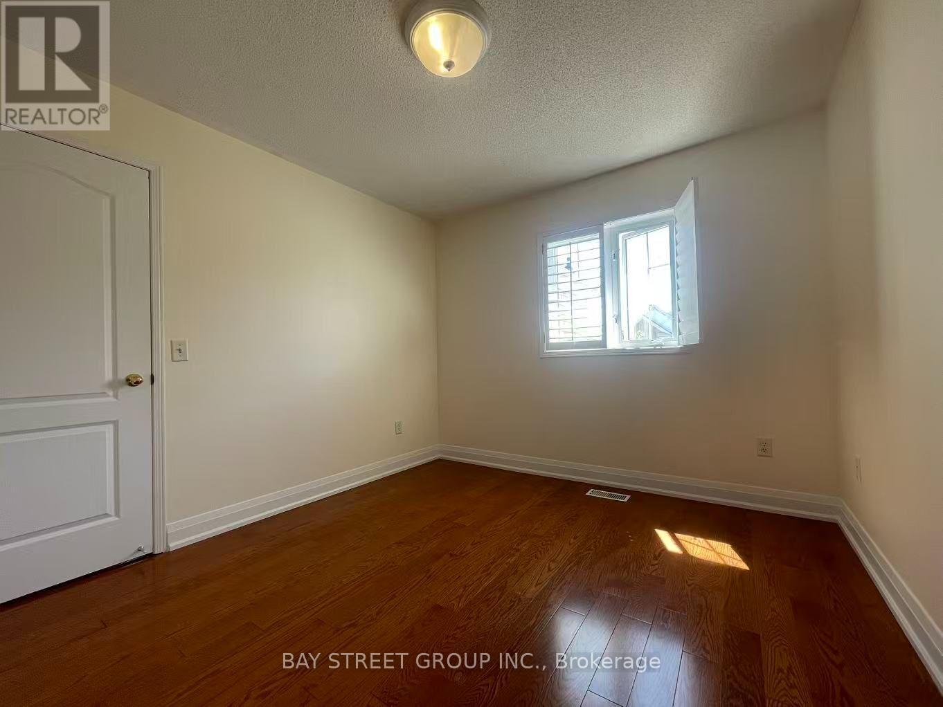 11 Belgrave Square, Markham, Ontario  L6C 2T1 - Photo 27 - N13565674