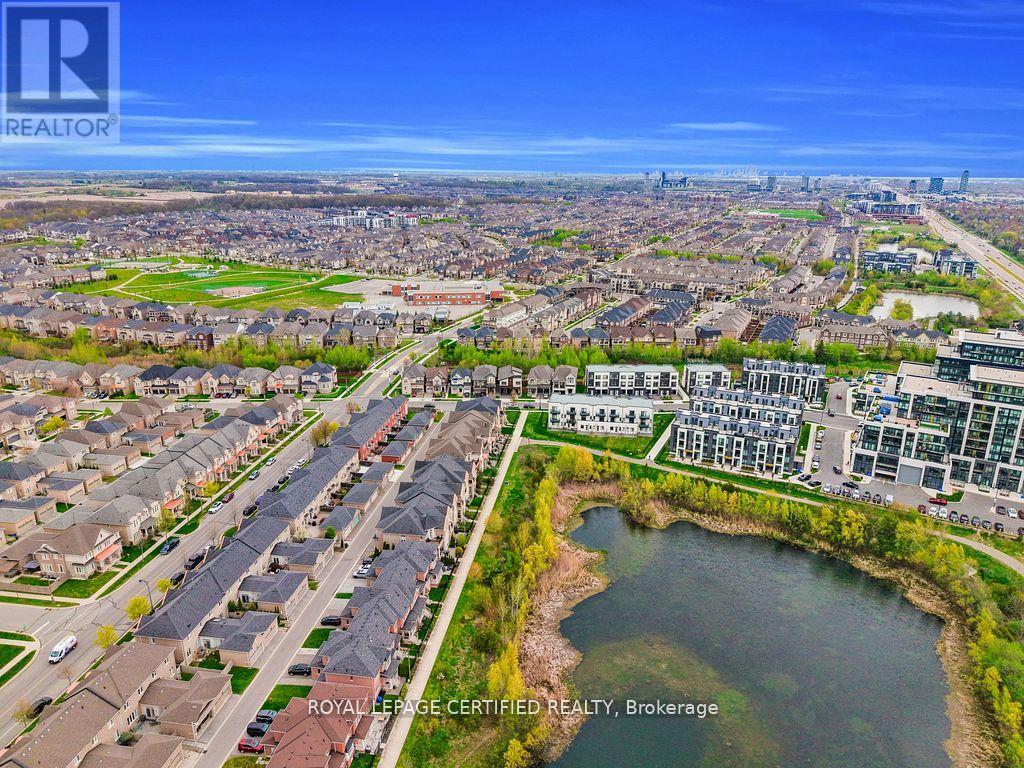 3071 Trailside Drive, Oakville, Ontario  L6M 0Z4 - Photo 2 - W13520714