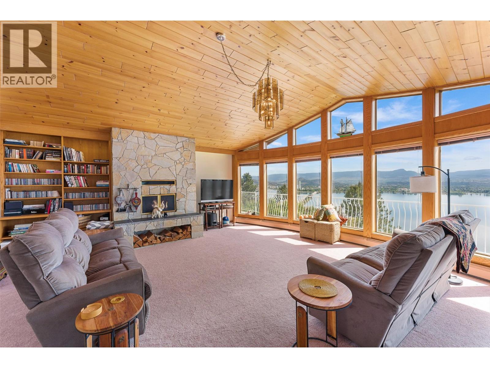 2157 Alexander Place, Kelowna, British Columbia  V1Z 2X5 - Photo 8 - 10388112