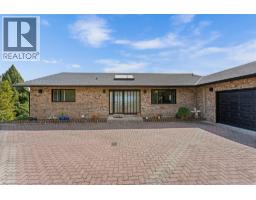 2157 Alexander Place, Kelowna, British Columbia  V1Z 2X5 - Photo 3 - 10388112