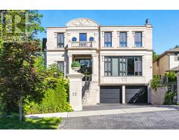 10 HILLAVON DRIVE, Toronto, Ontario