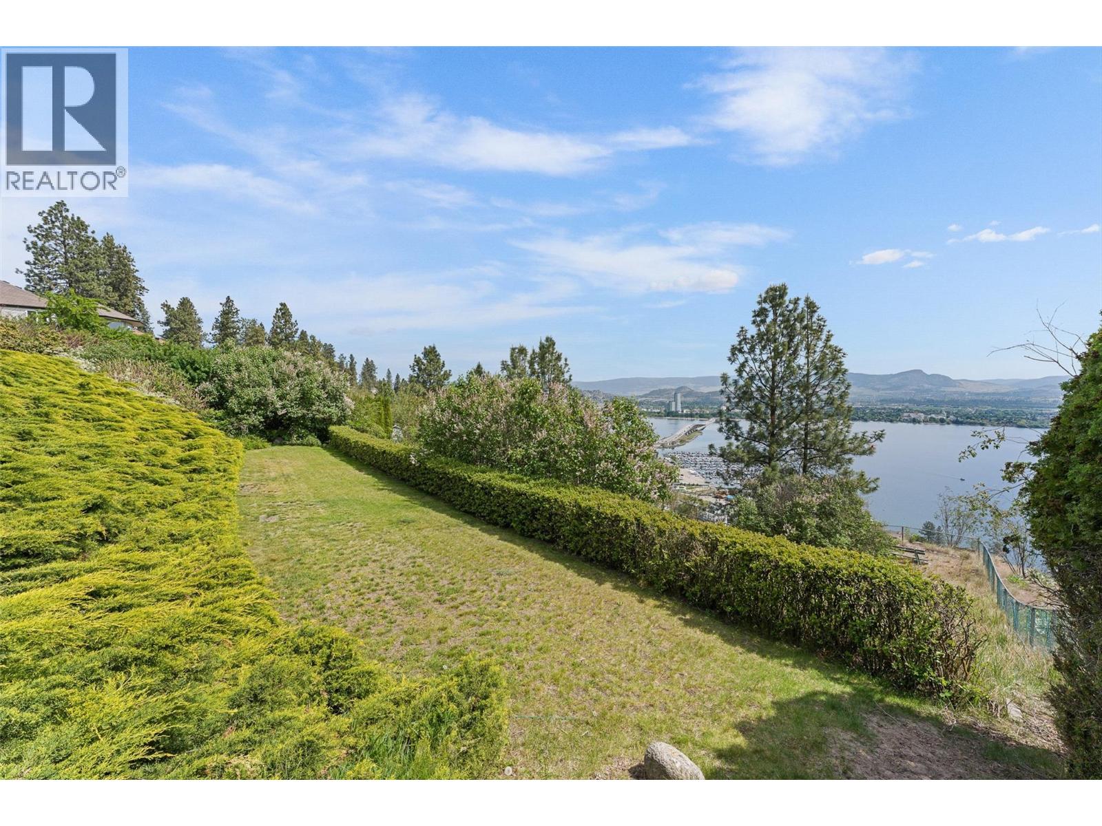 2157 Alexander Place, Kelowna, British Columbia  V1Z 2X5 - Photo 54 - 10388112
