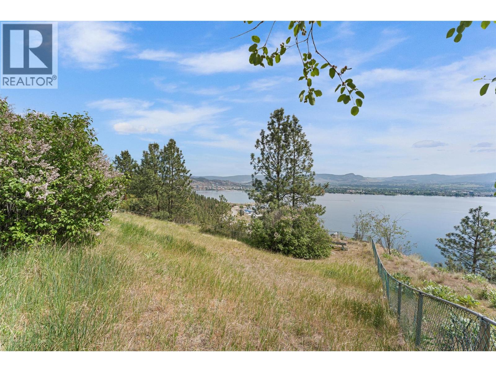 2157 Alexander Place, Kelowna, British Columbia  V1Z 2X5 - Photo 56 - 10388112
