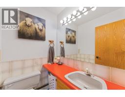 2157 Alexander Place, Kelowna, British Columbia  V1Z 2X5 - Photo 25 - 10388112