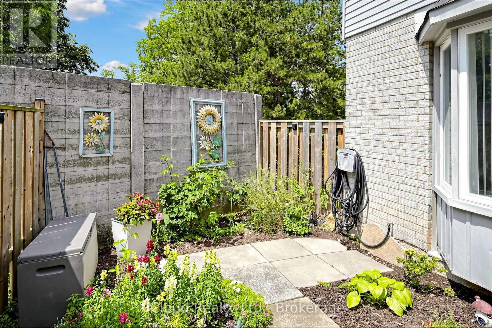 16 - 1 Royalwood Court, Hamilton, Ontario  L8E 4Y1 - Photo 48 - X13609604