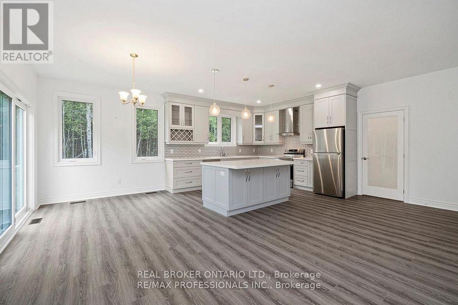 734565 West Back Line, Grey Highlands, Ontario  N0C 1H0 - Photo 11 - X13609676