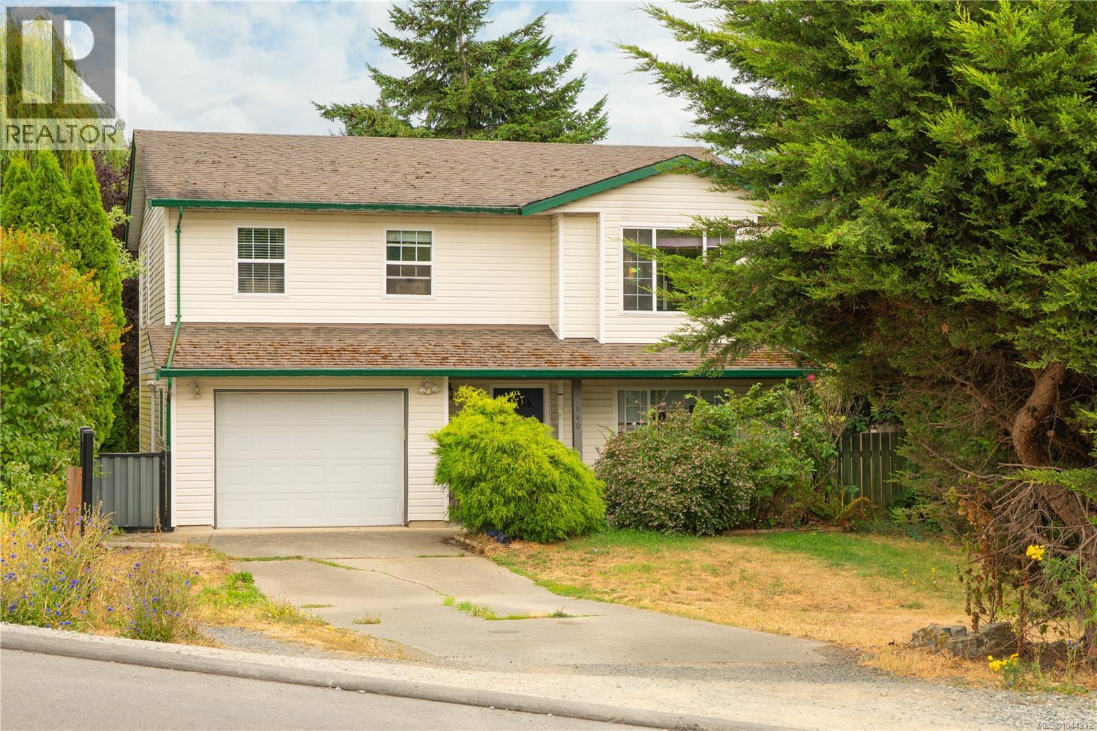640 Railway Ave, Nanaimo, British Columbia  V9R 4K9 - Photo 1 - 1044212