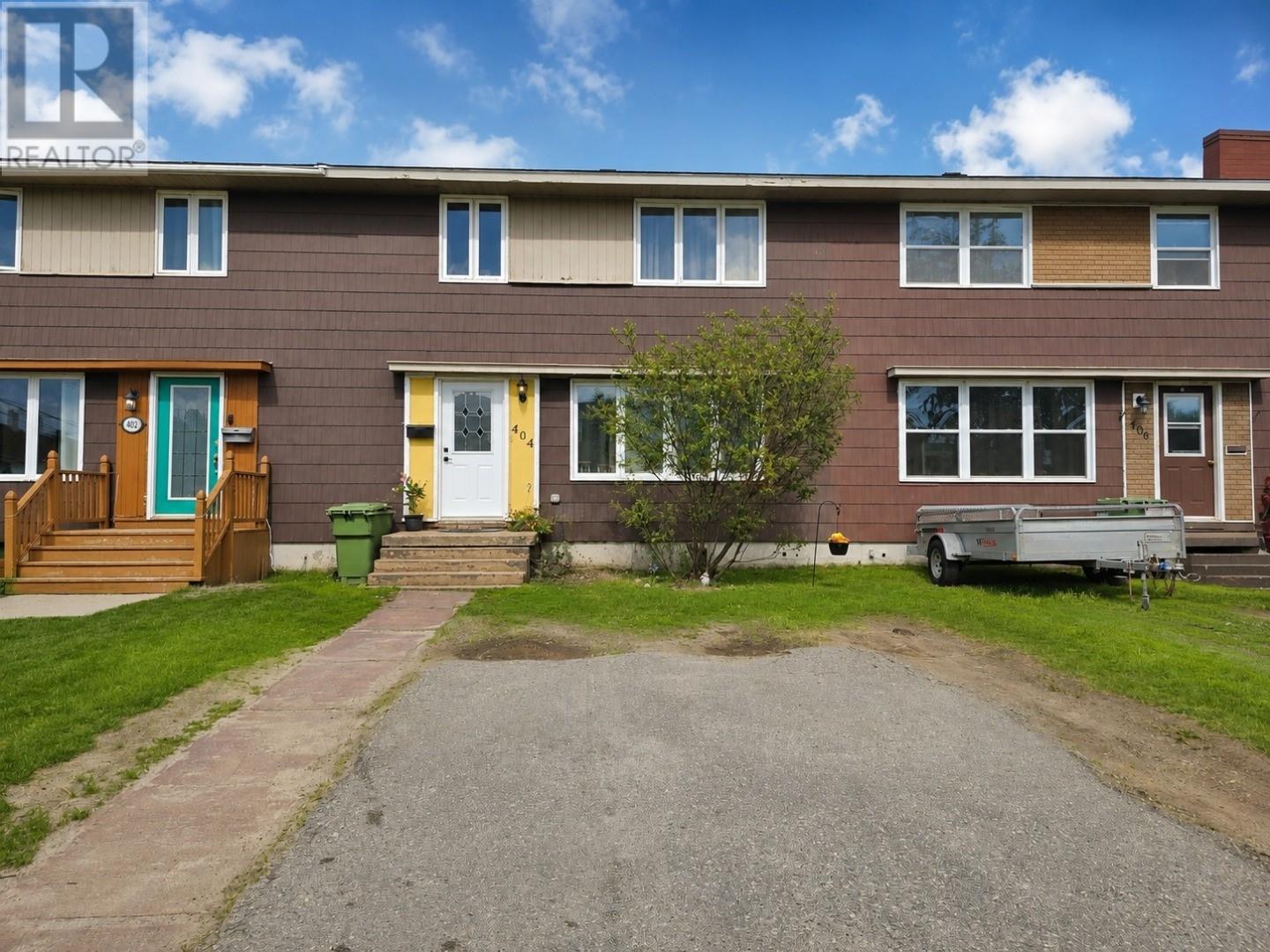 404 Grenfell Crescent, Labrador City — photo 1