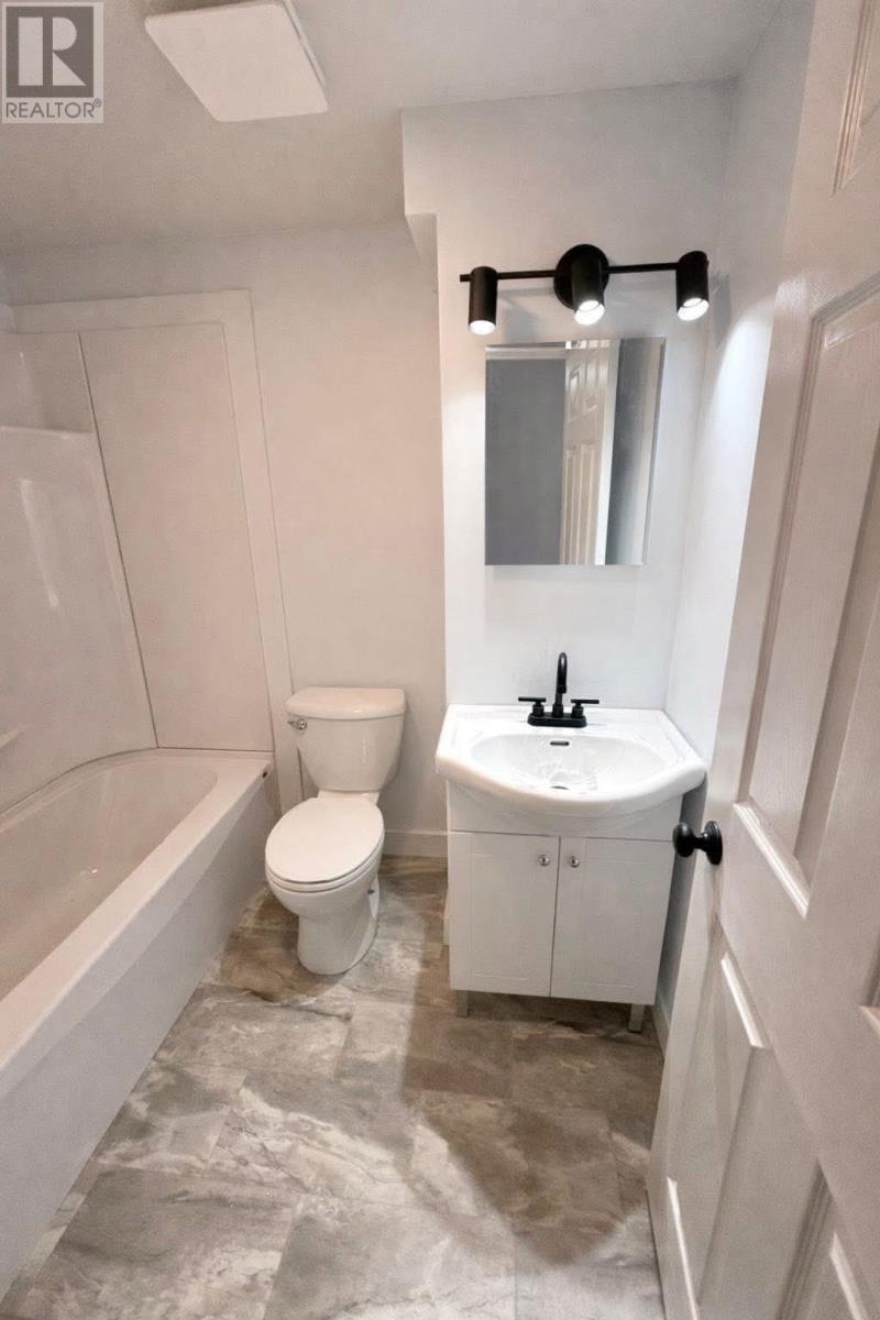 404 Grenfell Crescent, Labrador City — photo 14