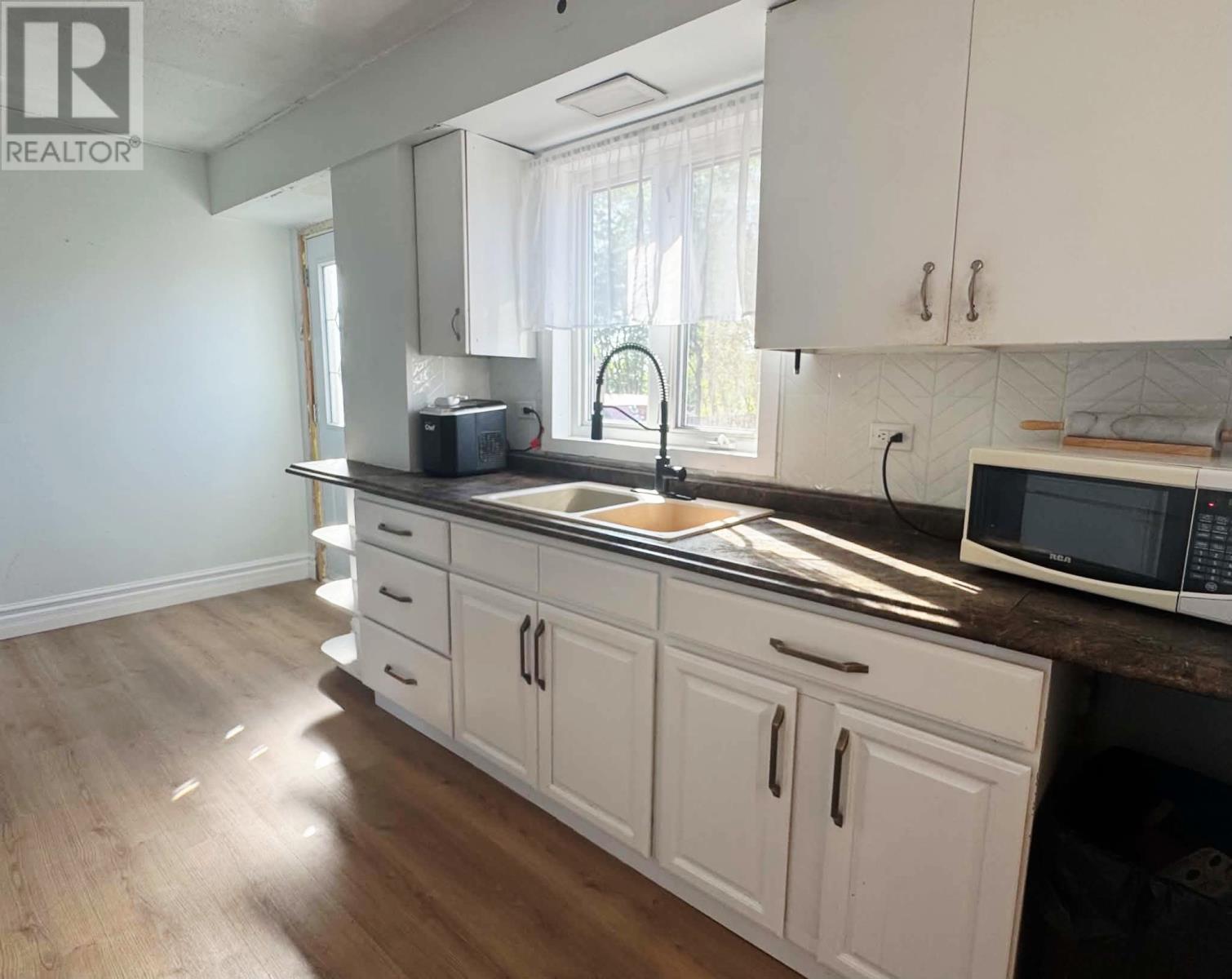 404 Grenfell Crescent, Labrador City — photo 3