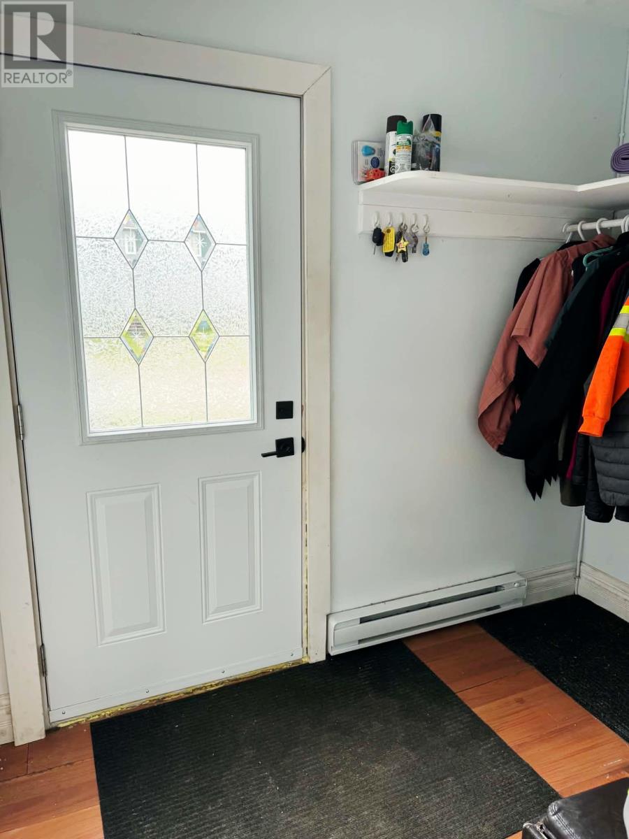 404 Grenfell Crescent, Labrador City — photo 2