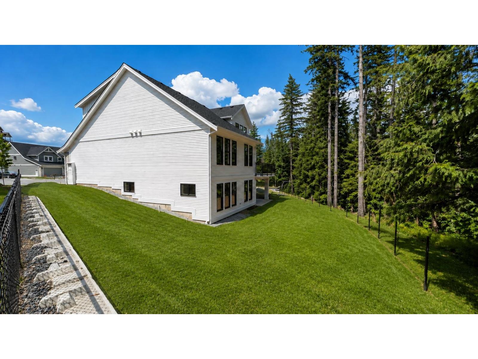 2013 Sparrow Hawk Place, Mt Woodside, Agassiz, British Columbia  V0M 1A1 - Photo 38 - R3146184