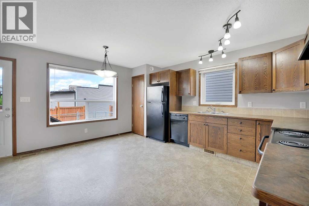 45 Winston Place, Blackfalds, Alberta  T4M 0K9 - Photo 6 - A2321638