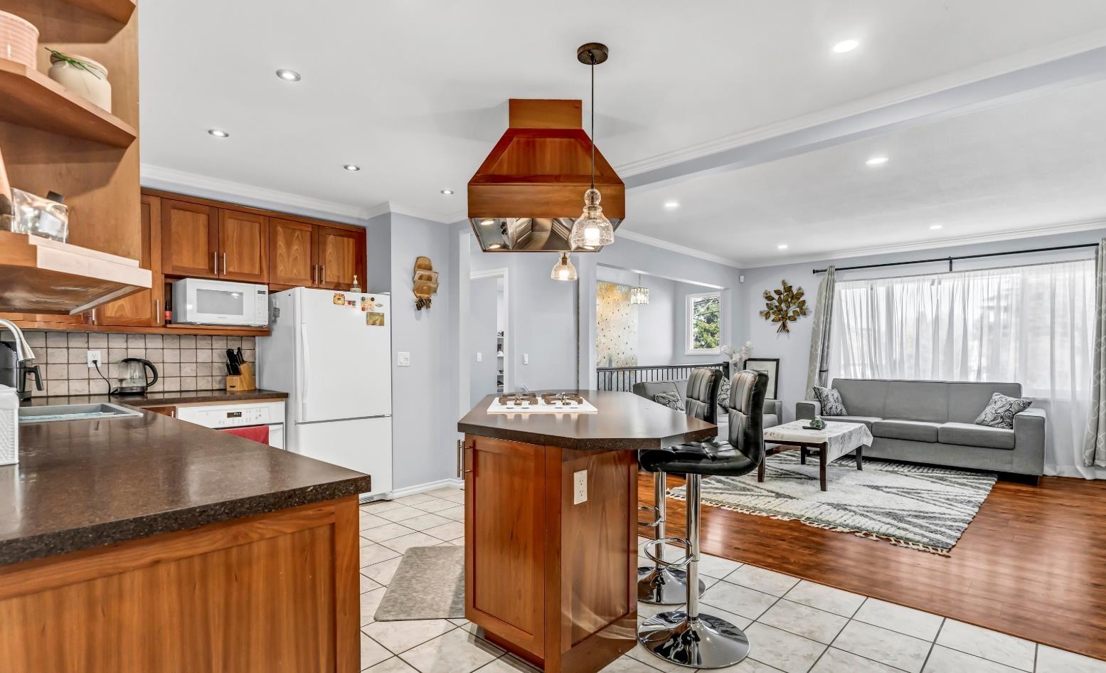 18240 64 Avenue, Surrey, British Columbia  V3S 8A7 - Photo 8 - R3148603