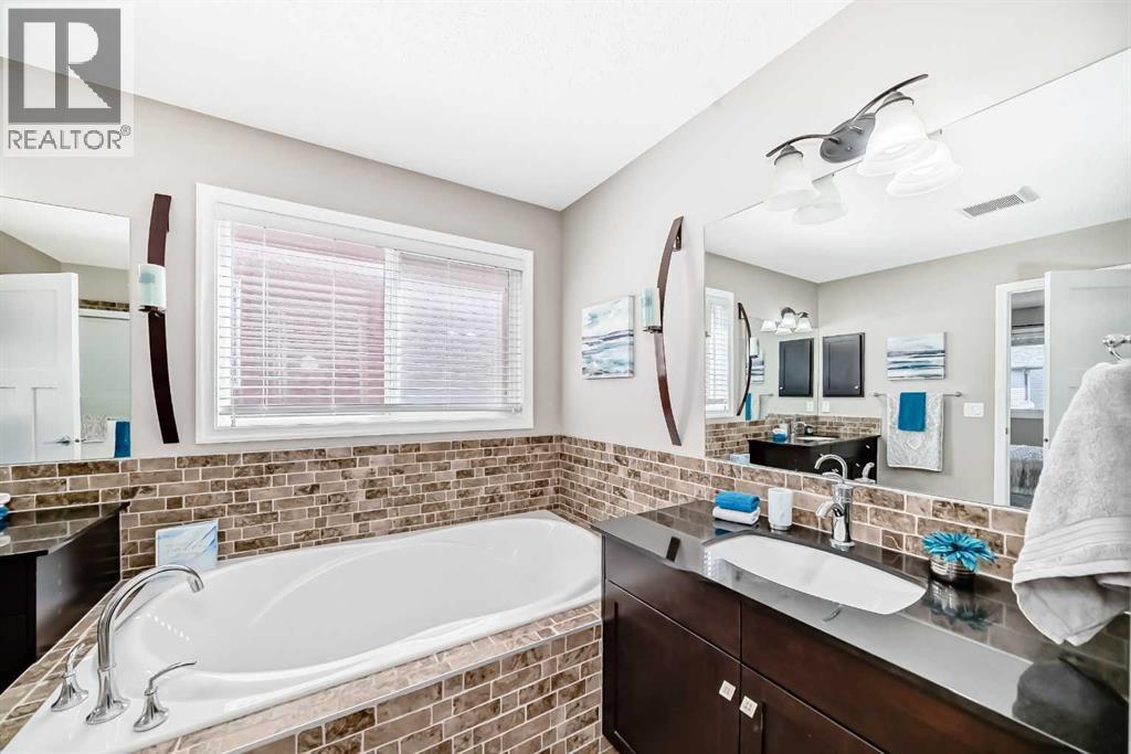 77 Chaparral Valley Grove Se, Calgary, Alberta  T2X 0M4 - Photo 21 - A2283303