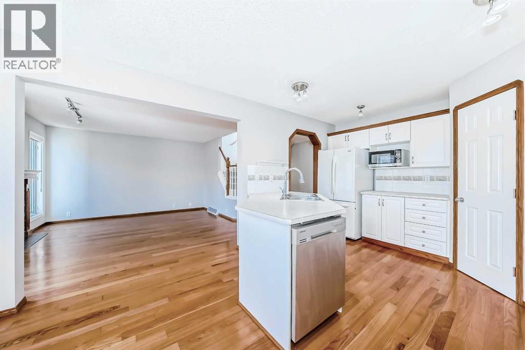 128 Harvest Park Road Ne, Calgary, Alberta  T3K 4H9 - Photo 5 - A2305181