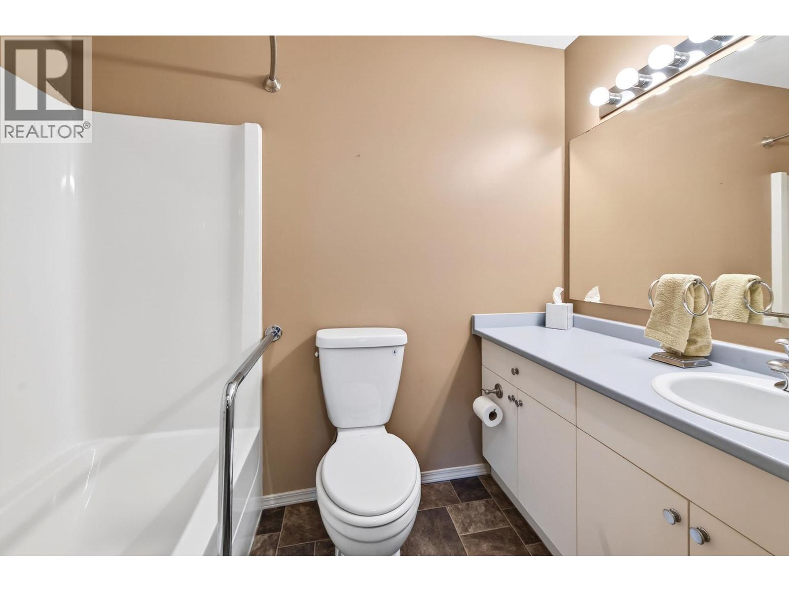 1195 14th Street Unit# 14, Kamloops, British Columbia  v2b 5v2 - Photo 15 - 10387618