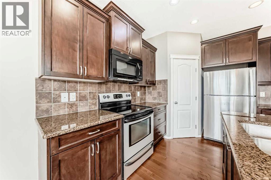 196 Cranberry Circle Se, Calgary, Alberta  T3M 0N8 - Photo 7 - A2314296