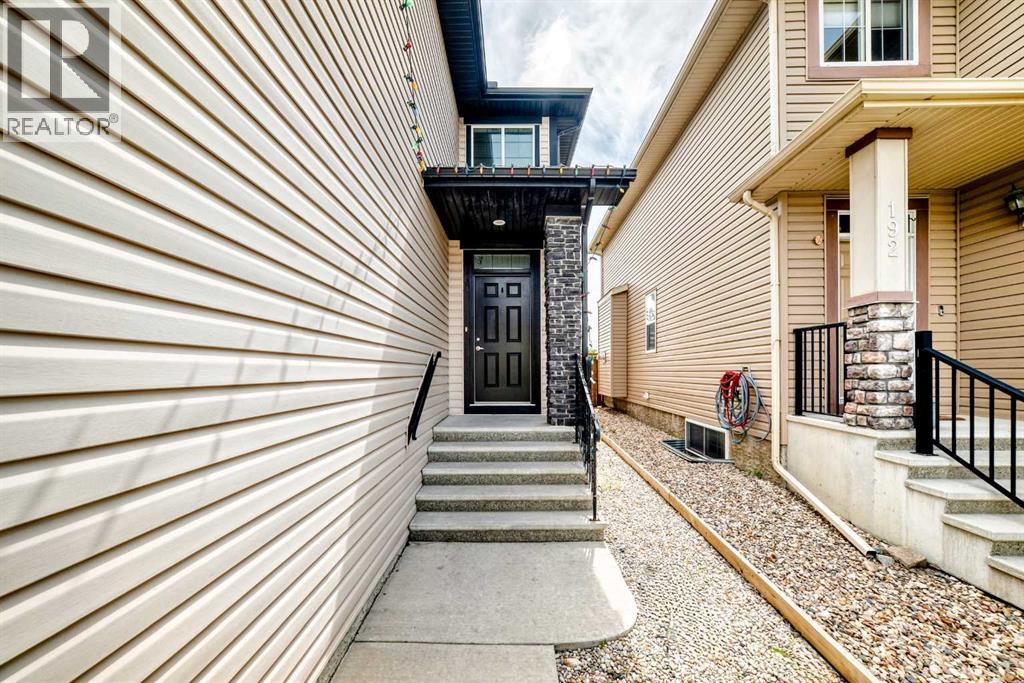 196 Cranberry Circle Se, Calgary, Alberta  T3M 0N8 - Photo 2 - A2314296