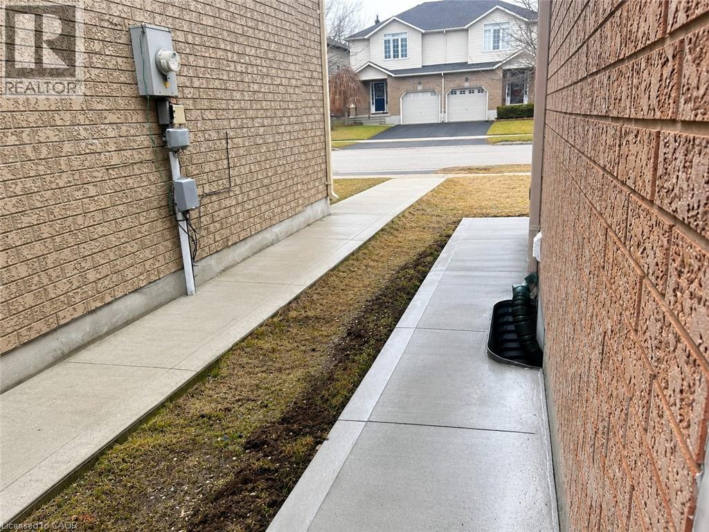 423 Tealby Crescent Unit# Basement, Waterloo, Ontario  N2J 4Y8 - Photo 18 - 40850882