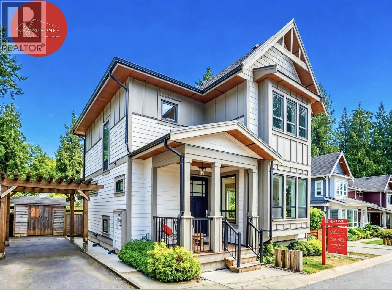 2020 CARSON COURT, North Vancouver, British Columbia