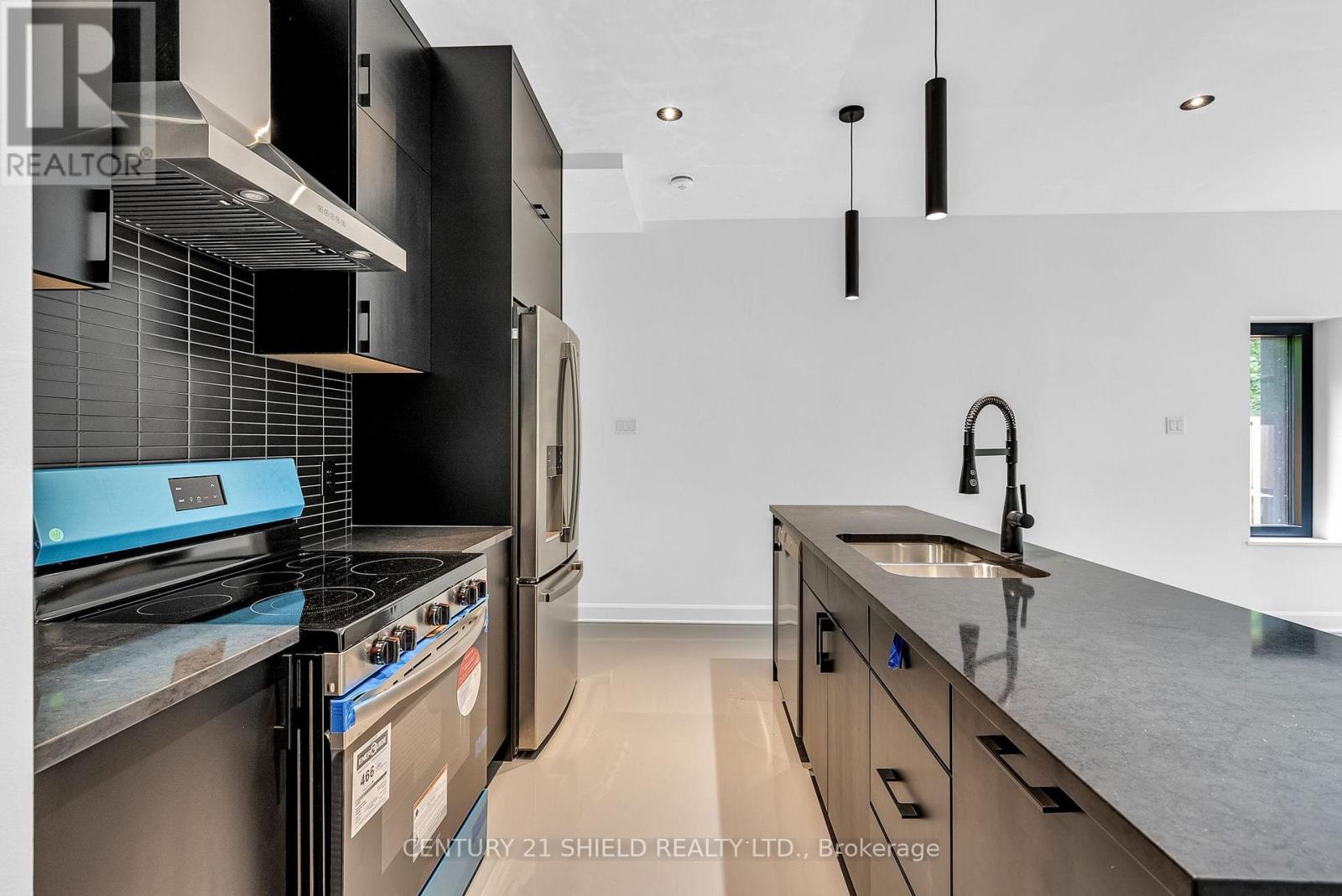 6645 Glen Walter Park Road, South Glengarry, Ontario K6H 5R5 - Photo 8 - X13609856