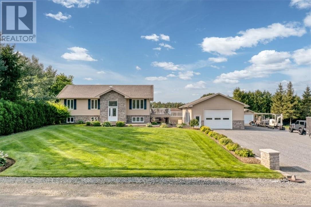 9 Rollande Street, Markstay, Ontario  P0M 2G0 - Photo 5 - 2129390