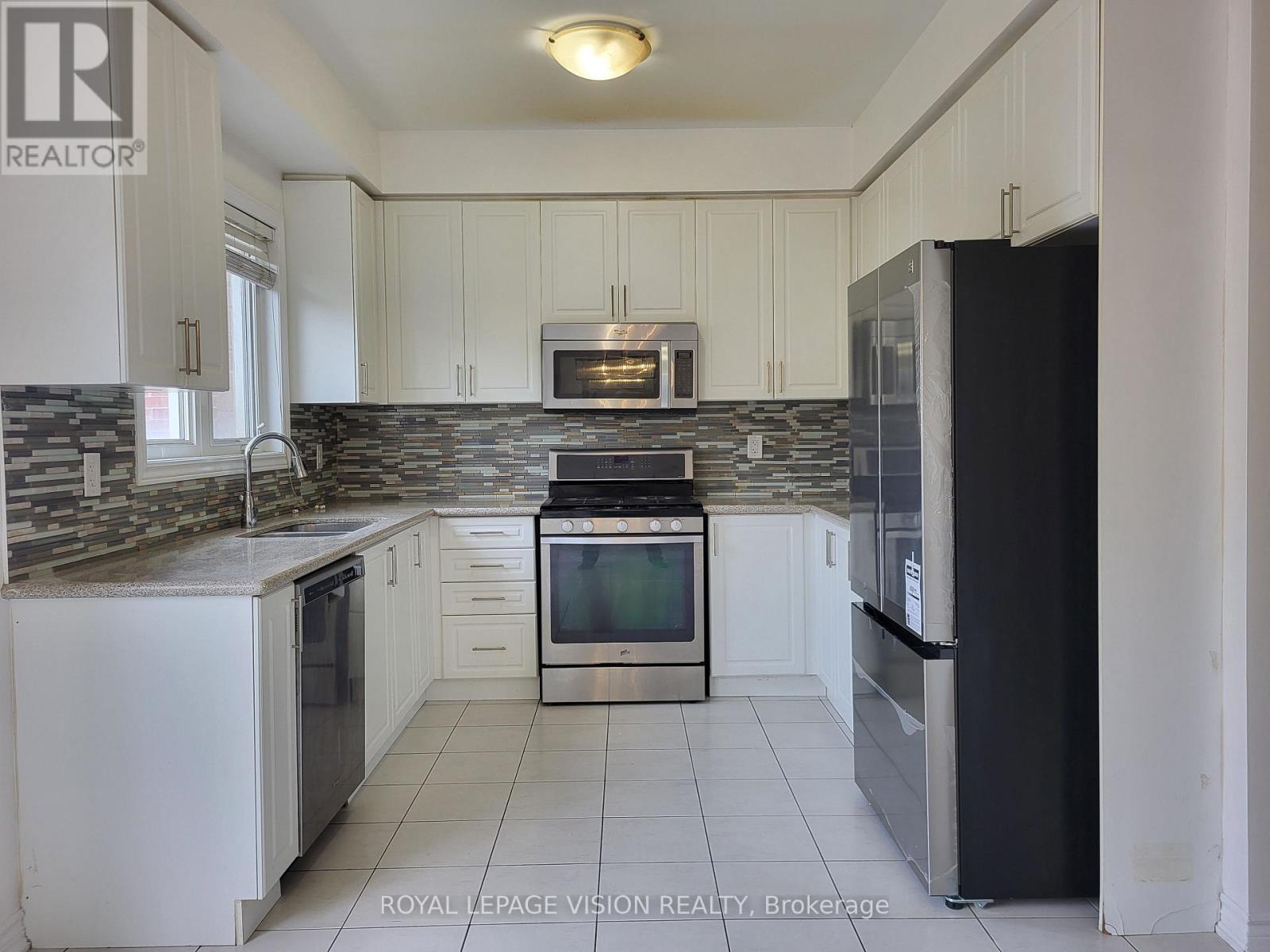 Upper - 715 Agnew Crescent, Milton, Ontario  L9T 8M6 - Photo 12 - W13609854