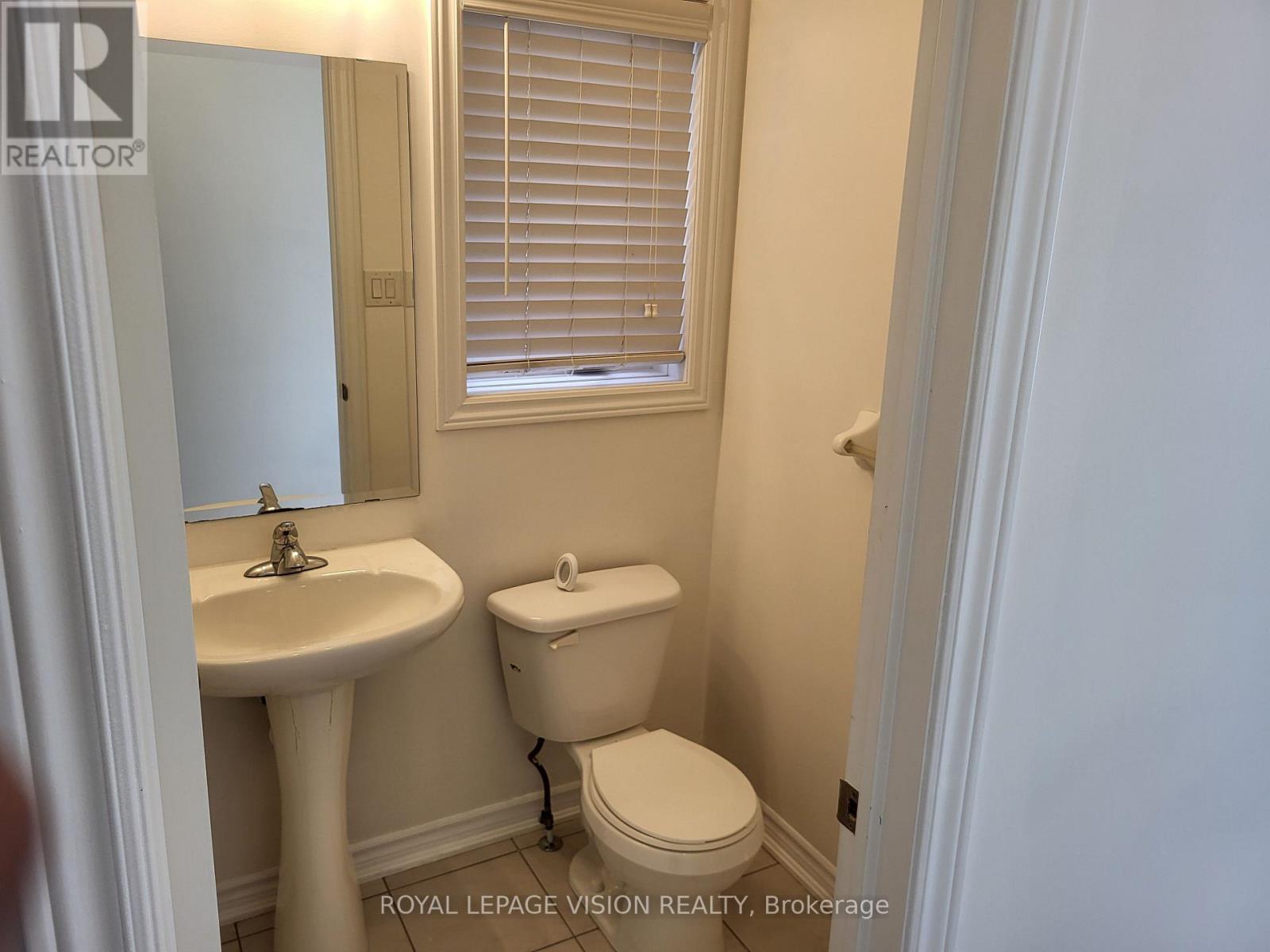 Upper - 715 Agnew Crescent, Milton, Ontario  L9T 8M6 - Photo 5 - W13609854