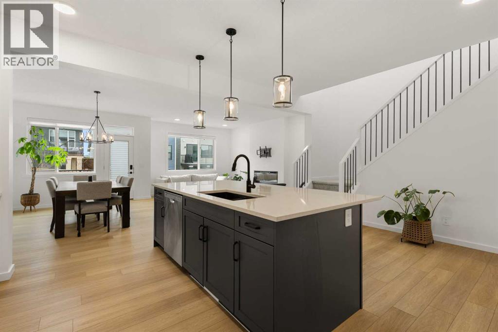 50 Royston Terrace NW, Calgary, Alberta  T3L 0K2 - Photo 4 - A2324528