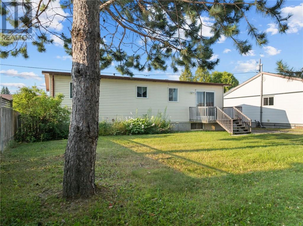 23 Sycamore Street, Chelmsford, Ontario  P0M 1L0 - Photo 43 - 2129464