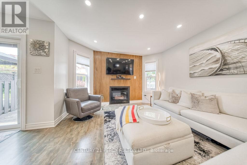18 Booth Crescent, Ajax, Ontario  L1Z 1H6 - Photo 18 - E13513870