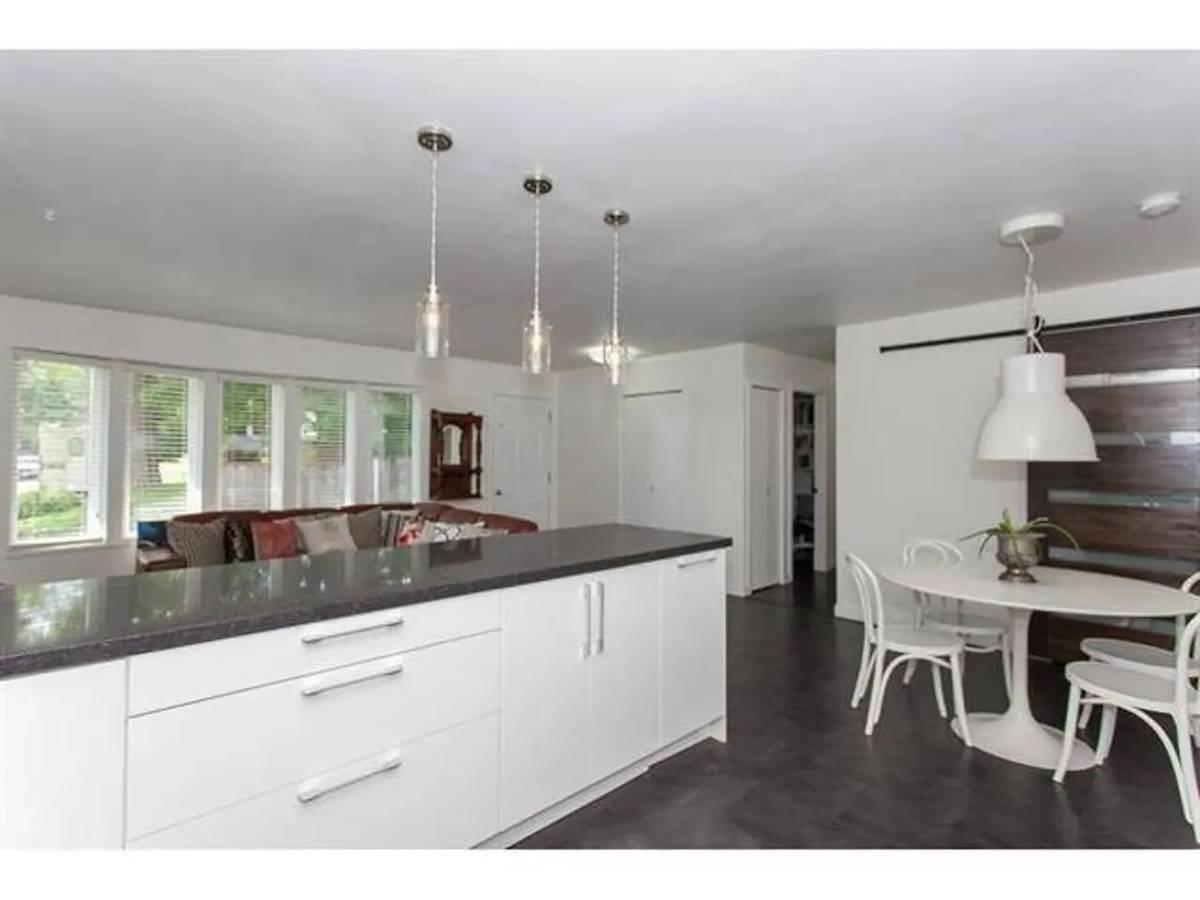 7902 Burdock St, Mission, British Columbia  V2V 4Y1 - Photo 6 - R3150204