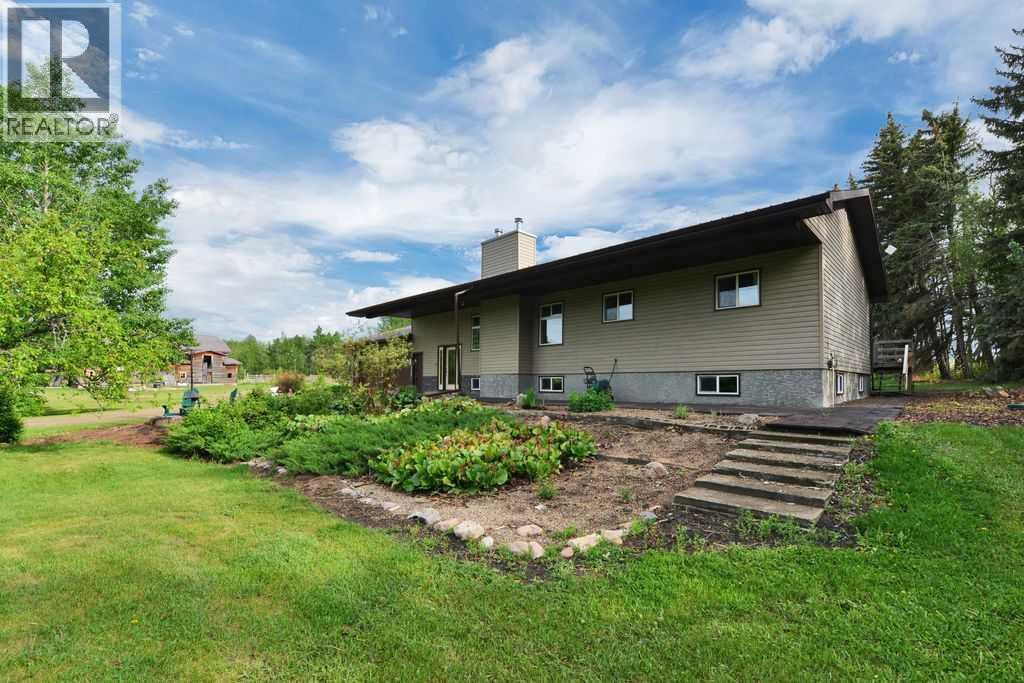 27137 Highway 42, Rural Red Deer County, Alberta  T0M 1R0 - Photo 6 - A2293336