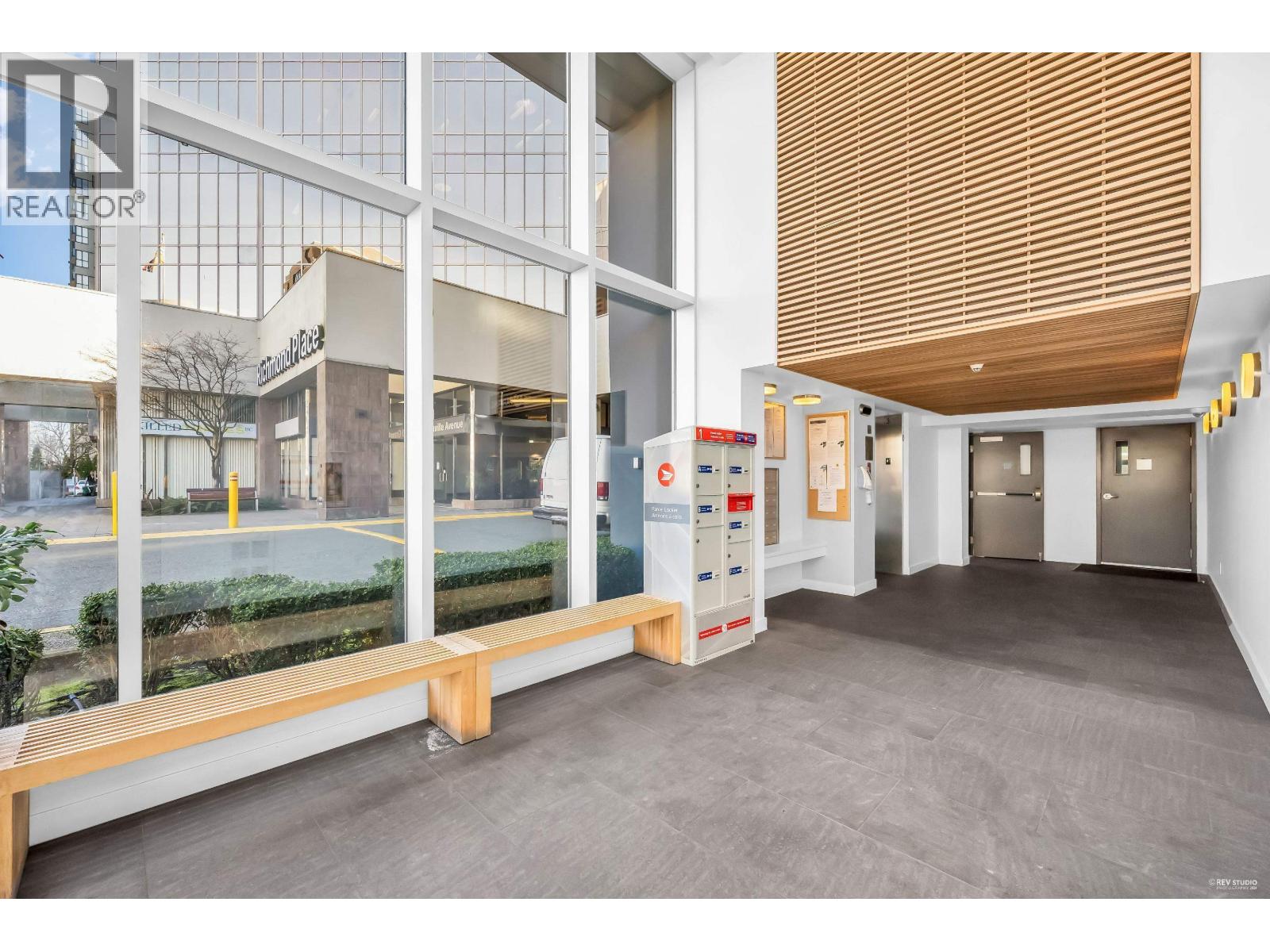 3005 8080 Granville Avenue, Richmond, British Columbia  V6Y 1P3 - Photo 2 - R3149879