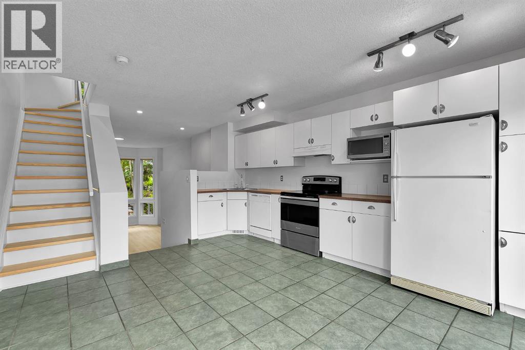952 Wilson Way, Canmore, Alberta  T1W 2Z4 - Photo 13 - A2331144